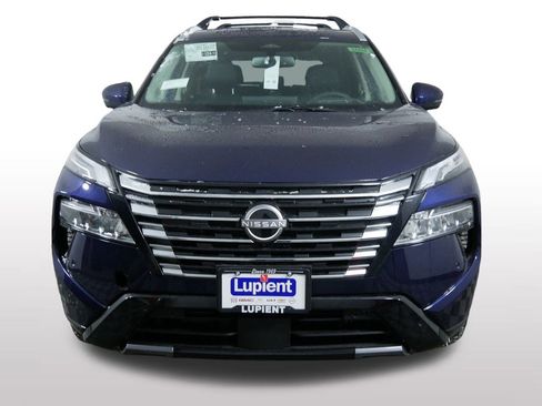 New 2026 Nissan Rogue Platinum w/ Platinum Premium Package image 3