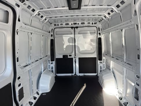 New 2026 RAM ProMaster 2500 w/ Convenience Group image 26