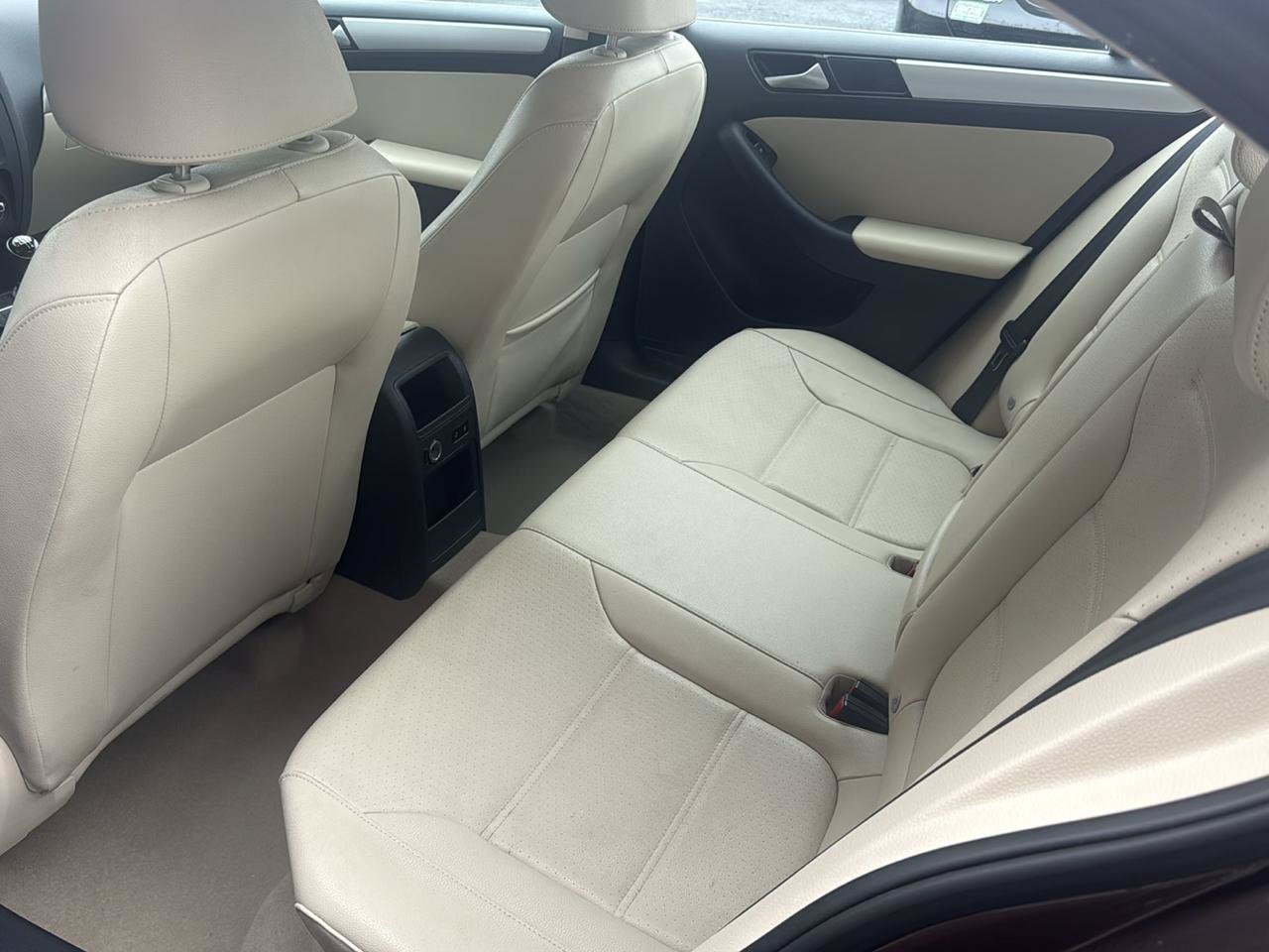 Used 2014 Volkswagen Jetta SE FWD image 5