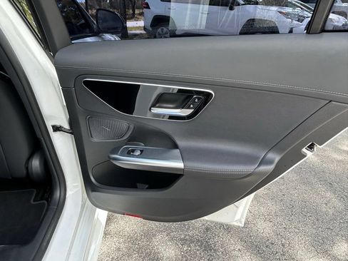 Used 2023 Mercedes-Benz C 300 Sedan image 31