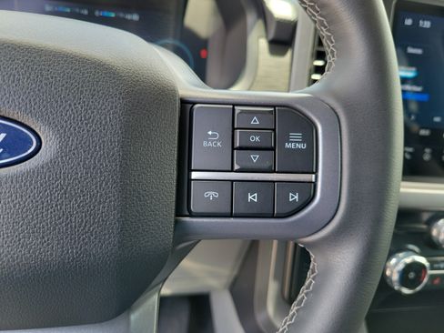 Used 2025 Ford F150 Lightning XLT AWD/4WD image 27