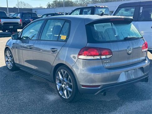 Used 2013 Volkswagen Golf 4-Door image 6