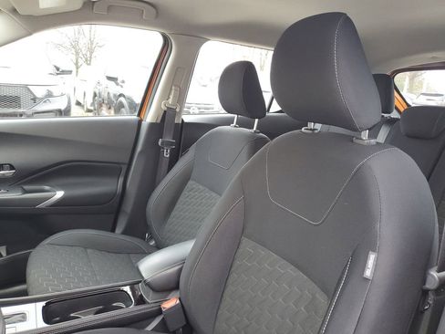 Used 2023 Nissan Kicks SV image 10