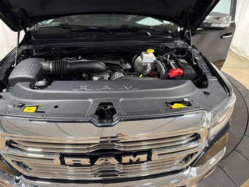 Used 2022 RAM 1500 Laramie AWD/4WD image 42