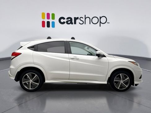Used 2019 Honda HR-V Touring image 6