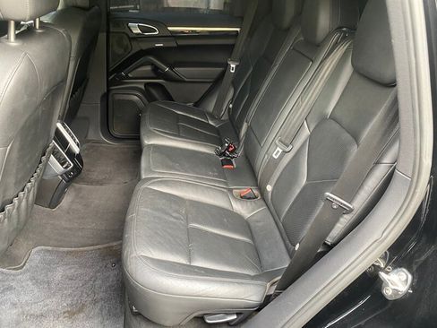 Used 2012 Porsche Cayenne AWD/4WD image 27