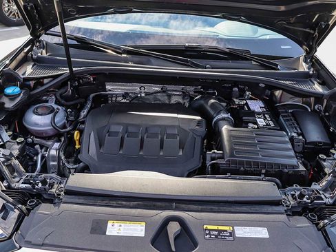 Used 2025 Audi Q3 2.0T Premium Plus w/ Premium Plus Package image 40