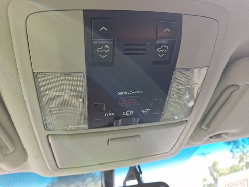 Used 2019 Lexus GX 460 Premium AWD/4WD image 27