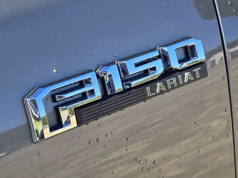 Used 2019 Ford F150 Lariat w/ Equipment Group 502A Luxury image 17