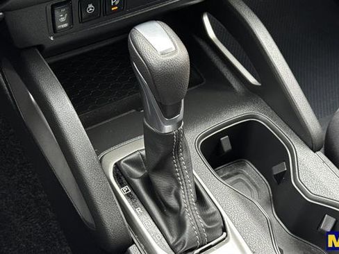 Used 2024 Nissan Frontier SV w/ Technology Package image 24