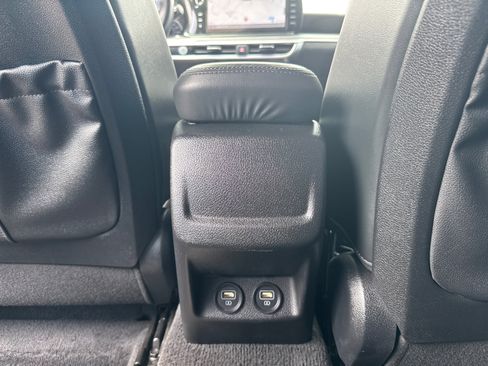 Used 2022 Kia K5 GT-Line FWD image 7