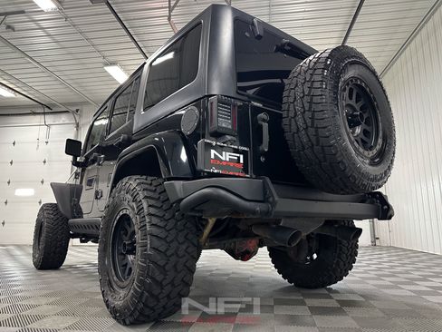 Used 2016 Jeep Wrangler Unlimited Sahara AWD/4WD image 21
