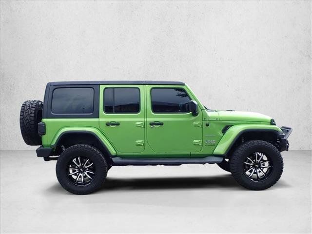 Used 2018 Jeep Wrangler Unlimited Sahara w/ Cold Weather Group AWD/4WD image 5