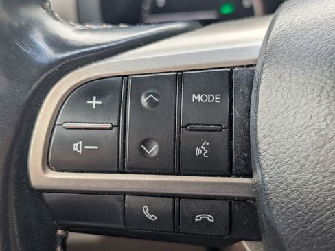 Used 2020 Lexus GX 460 Premium w/ Premium Package AWD/4WD image 16