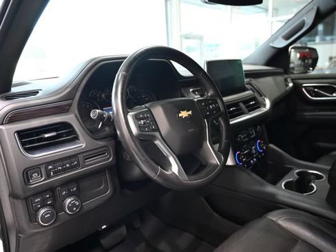 Used 2021 Chevrolet Suburban LT w/ Luxury Package AWD/4WD image 21