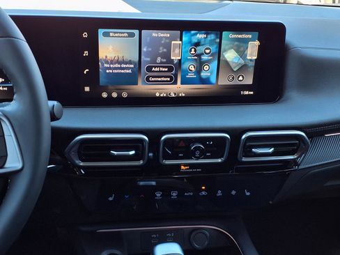 New 2026 Nissan Sentra SV image 15