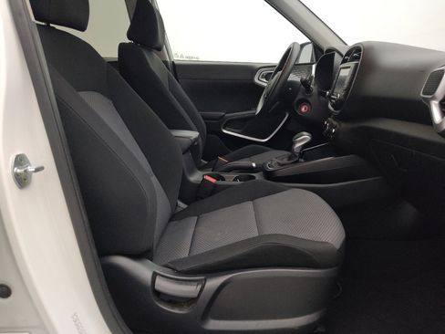 Used 2022 Kia Soul LX w/ Technology Package FWD image 21