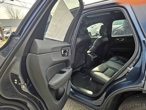 New 2026 Volvo XC60 B5 Ultra w/ Climate Package AWD/4WD image 15