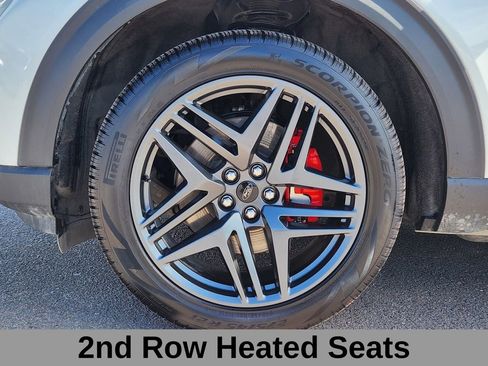 Used 2025 Ford Explorer ST-Line w/ Premium Package AWD/4WD image 19