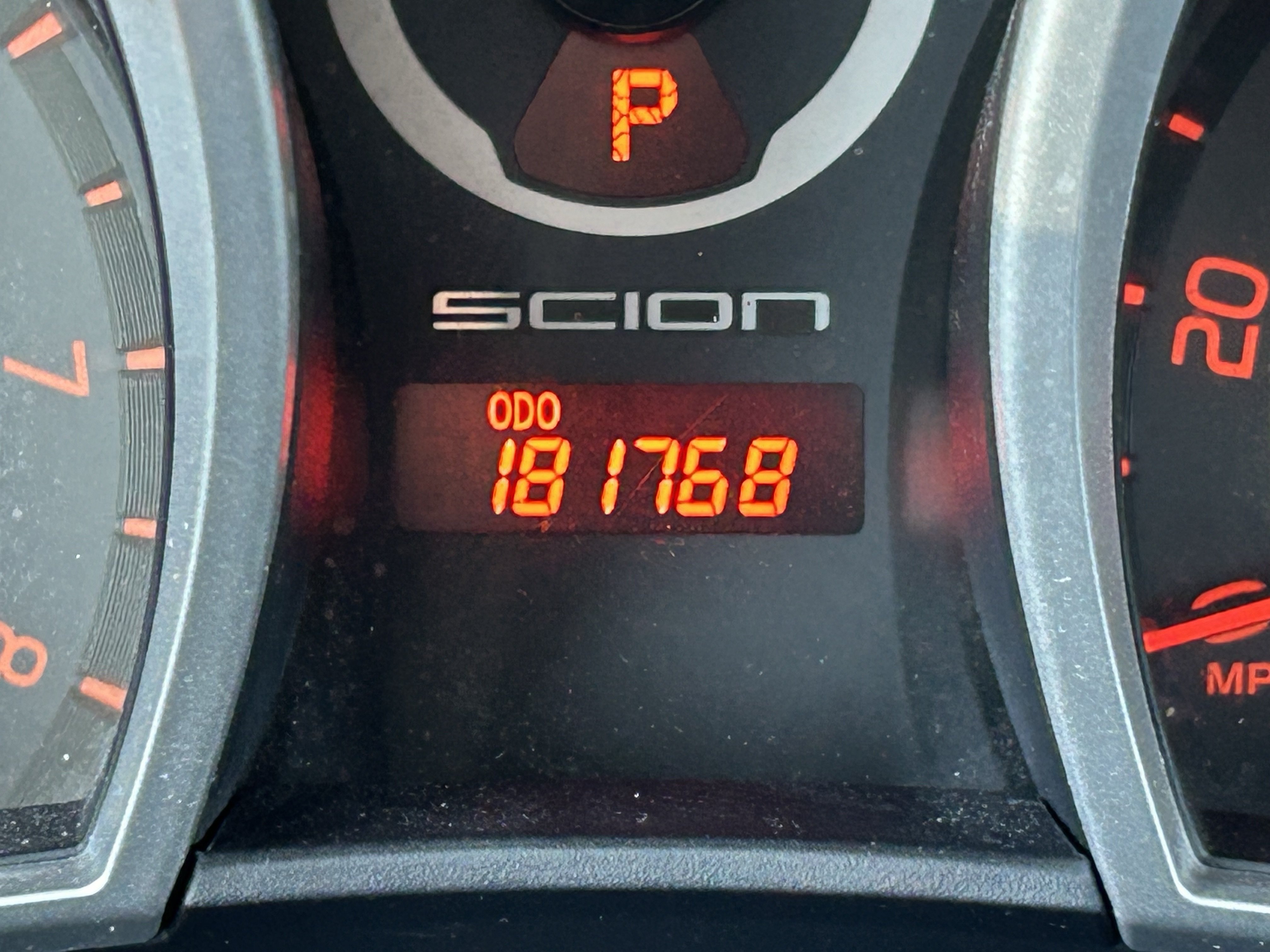 Used 2014 Scion tC FWD image 28