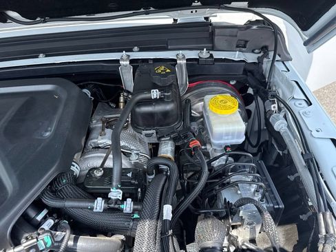 Used 2023 Jeep Wrangler Sport AWD/4WD image 24