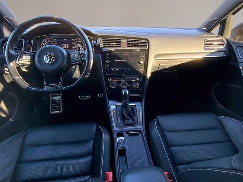 Used 2019 Volkswagen Golf R 4-Door image 16