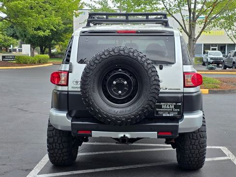 Used 2007 Toyota FJ Cruiser 4WD image 6