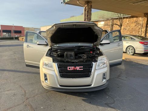 Used 2014 GMC Terrain SLT w/ LPO, Protection Package image 9