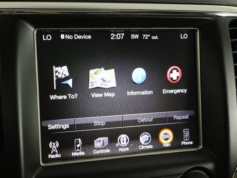Used 2015 Jeep Grand Cherokee Limited w/ Luxury Group II AWD/4WD image 38