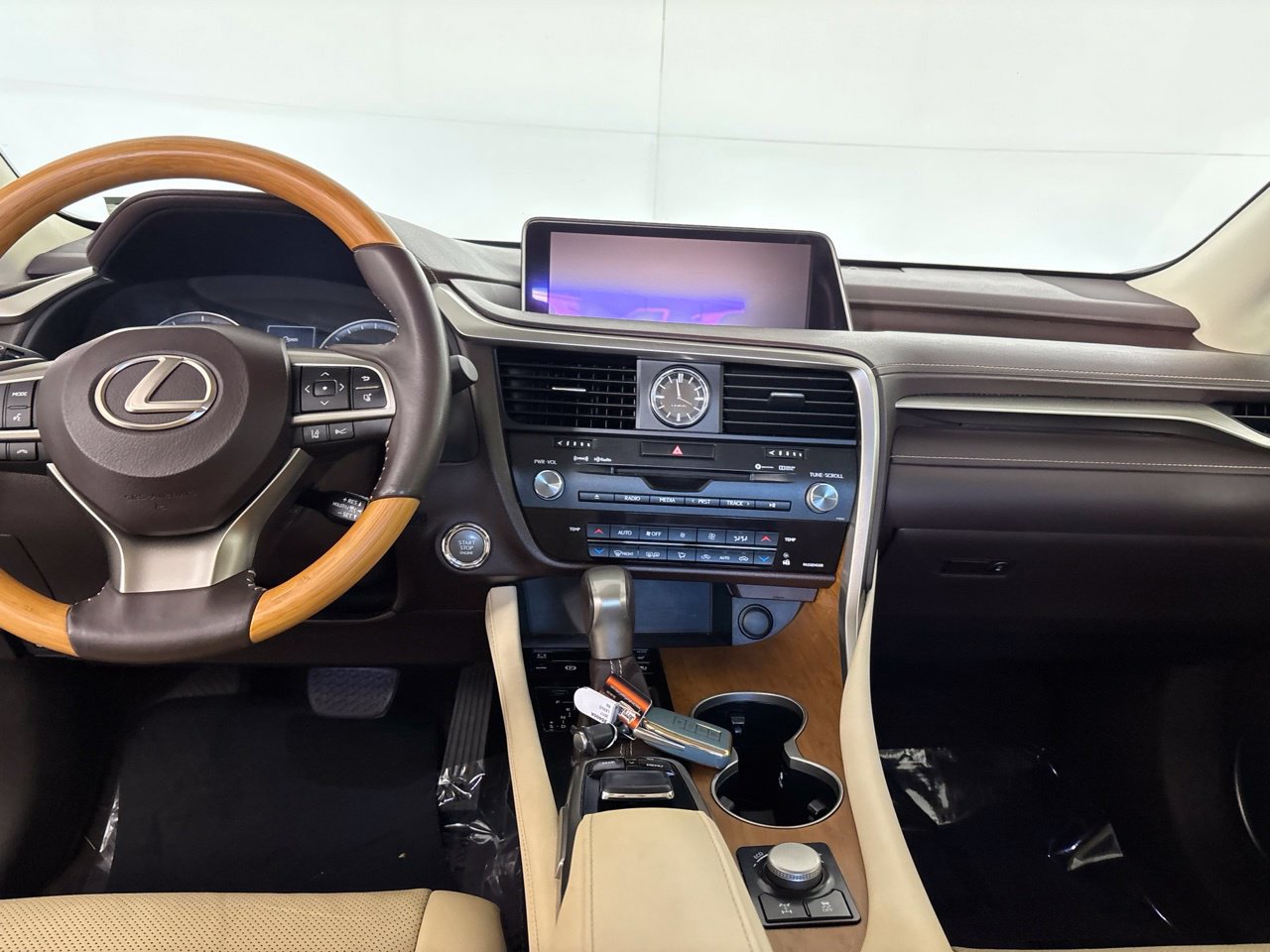 Used 2017 Lexus RX 350 AWD w/ Premium Package image 27