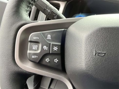 New 2025 Ford Bronco Outer Banks image 24