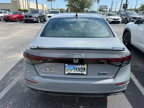 Used 2024 Honda Accord Sport image 5
