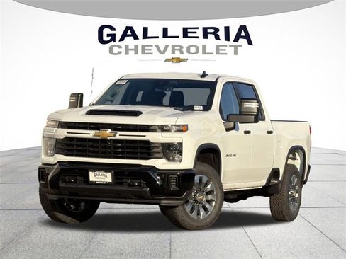 New 2026 Chevrolet Silverado 2500 Custom w/ Custom Value Package image 2