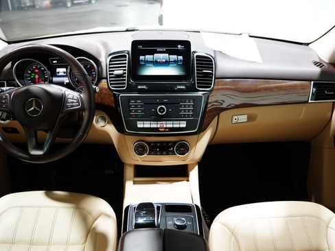 Used 2016 Mercedes-Benz GLE 350 SUV image 16