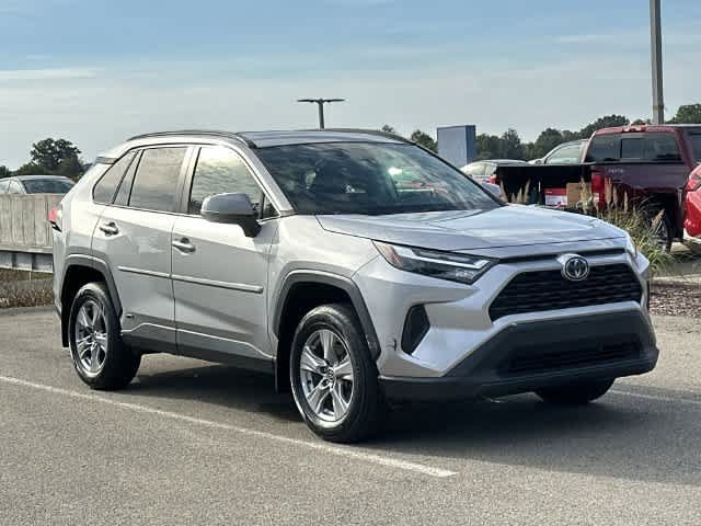 Used 2022 Toyota RAV4 XLE w/ Convenience Package AWD/4WD image 30