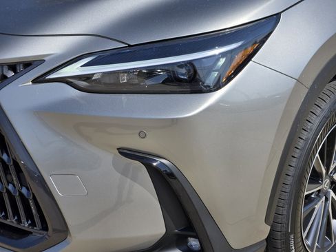 New 2026 Lexus NX 350h FWD image 5