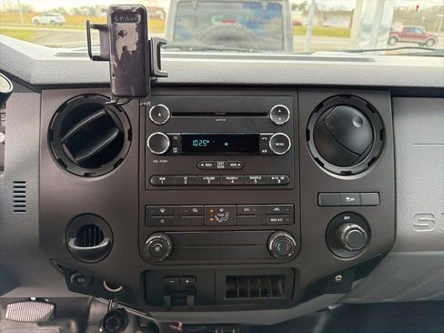 Used 2015 Ford F350 XL w/ Power Equipment Group image 38