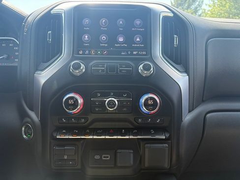 Used 2019 GMC Sierra 1500 SLT w/ SLT Premium Plus Package AWD/4WD image 9
