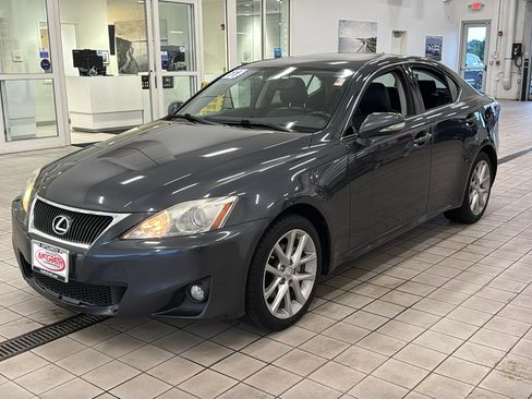 Used 2011 Lexus IS 250 AWD w/ Premium Pkg Value Edition image 9