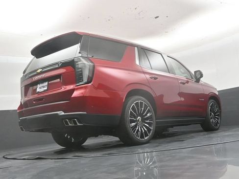 Used 2025 Chevrolet Tahoe High Country AWD/4WD image 44