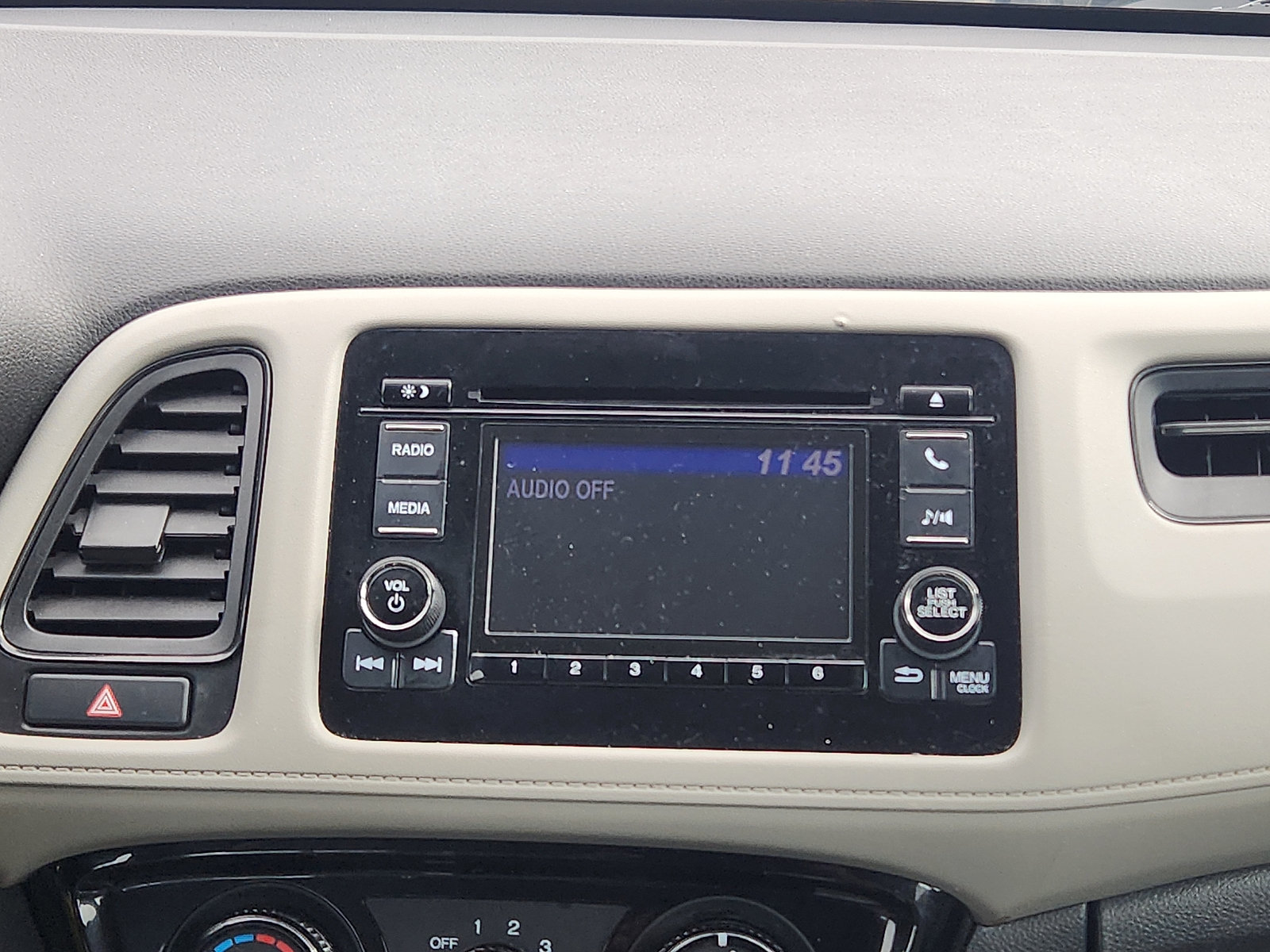 Used 2021 Honda HR-V LX image 16