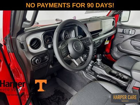 New 2025 Jeep Gladiator Sport AWD/4WD image 11