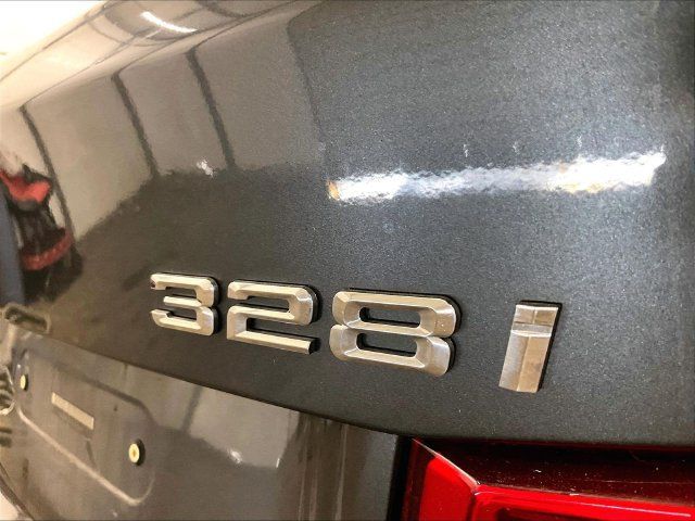 Used 2016 BMW 328i xDrive Sedan AWD/4WD image 14