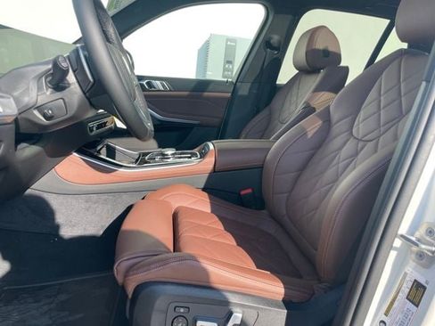 New 2026 BMW X5 xDrive40i image 8
