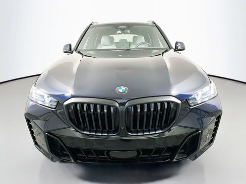 Certified 2024 BMW X5 xDrive40i w/ M Sport Package image 2