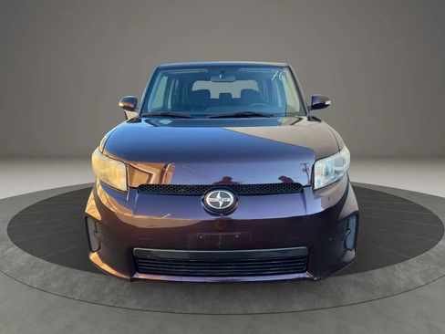 Used 2012 Scion xB image 2