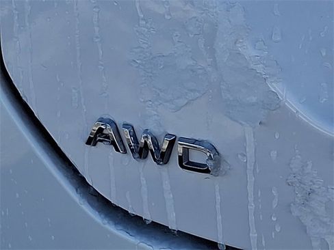 Certified 2023 Honda Pilot Touring image 29