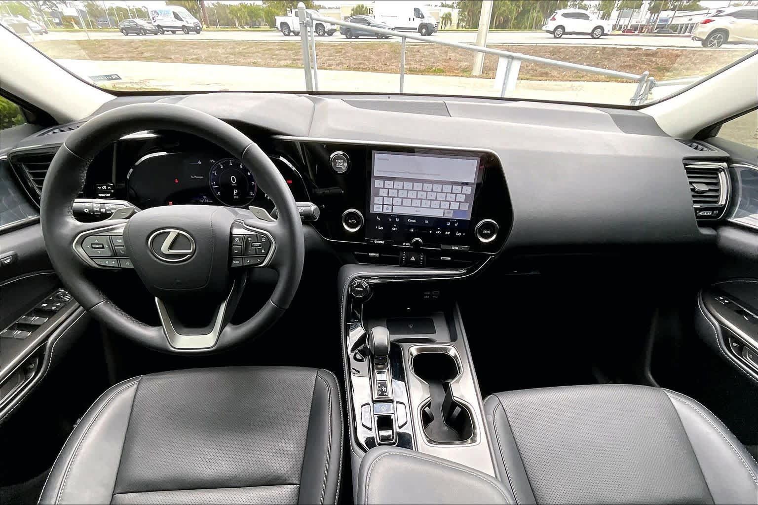 Used 2023 Lexus NX 250 FWD image 19