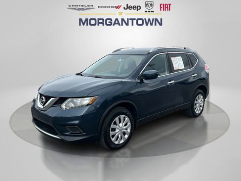 Used 2016 Nissan Rogue S w/ Appearance Package image 1