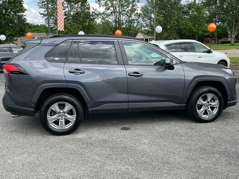 Used 2022 Toyota RAV4 XLE AWD/4WD image 10